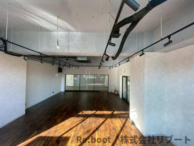 コープ野村本八幡の内装