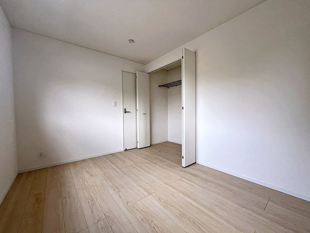 新築戸建・新築建売　二本松市郭内第5　二本松北小・二本松第一中の洋室|全居室収納完備！収納が多いとお部屋もスッキリします！