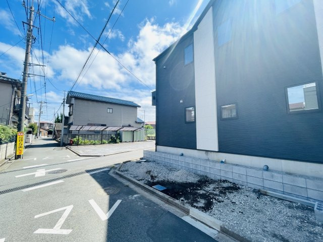 船橋市高根台3丁目3期の前面道路含む現地写真|8月31日