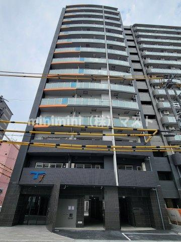 セレニテフラン難波の外観