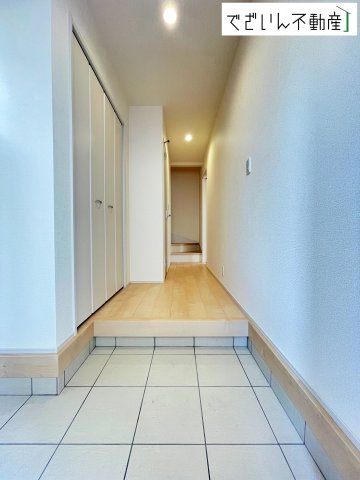 【玄関】 | Livele Garden.S鴻巣市松原3期　新築住宅 | ≪1号棟≫
現地(2026年7月撮影)