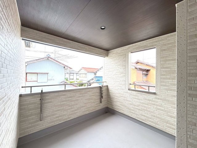 【商談中】ブルーミングガーデン　一宮市浅井町河田桜の里　全1区画分譲のバルコニー|バルコニーは南向きで洗濯物もよく乾きます！