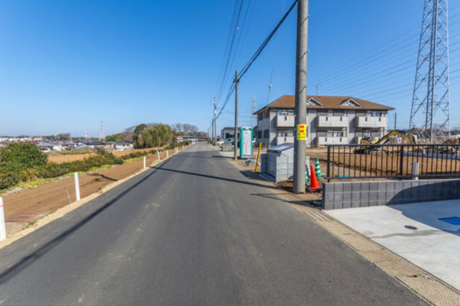 【前面道路含む現地写真】 | 八街市朝日
