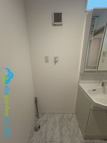 茅ヶ崎市松が丘2丁目　新築戸建　全3棟1号棟のランドリースペース