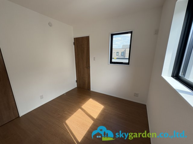 茅ヶ崎市松が丘2丁目　新築戸建　全3棟1号棟の洋室|きれいな洋室です