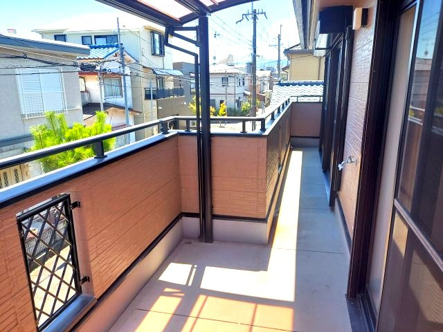 宝塚市南ひばりガ丘1丁目一戸建のバルコニー