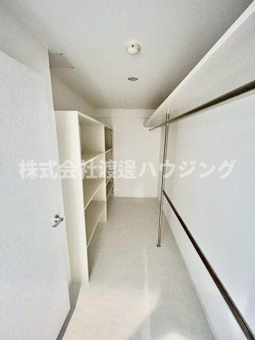 アーバンパーク緑地公園の収納|ウオークインクローゼット