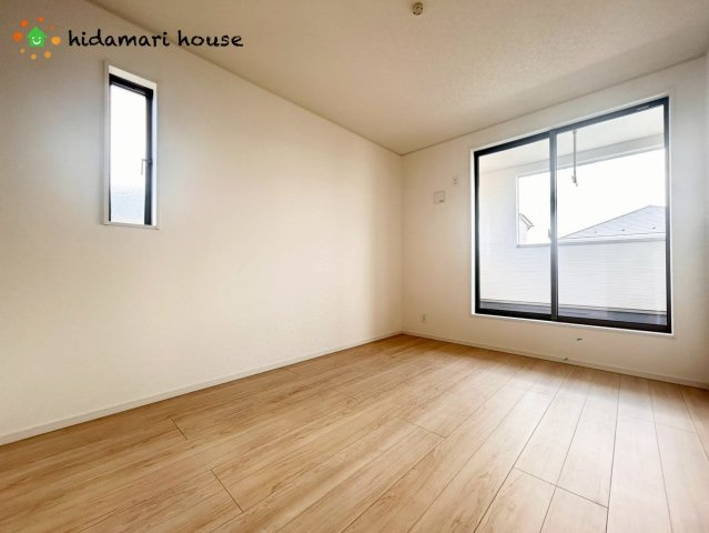 上尾市領家第2　新築戸建　クレイドル01の子供部屋|2階洋室：6帖