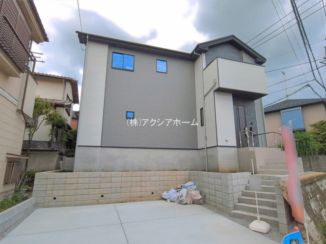 所沢市小手指南1丁目・全1棟　新築一戸建　～北西角地～