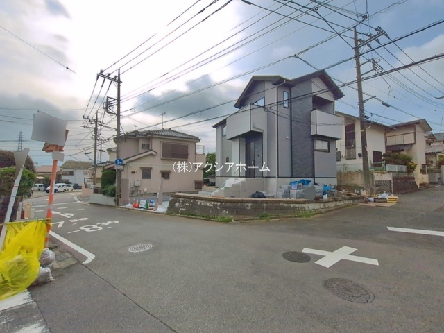 所沢市小手指南1丁目・全1棟　新築一戸建　～北西角地～の前面道路含む現地写真|現地写真（2026年7月24日撮影）