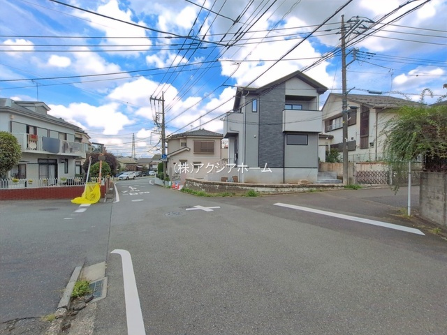 所沢市小手指南1丁目・全1棟　新築一戸建　～北西角地～の前面道路含む現地写真|現地写真（2026年8月18日撮影）