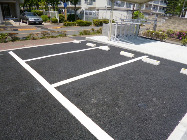 リブリ・ソフィア中央の駐車場|駐車場有ります♪