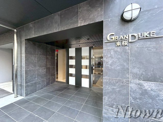 【エントランス】 | GRANDUKE東桜 | 建物の内部です