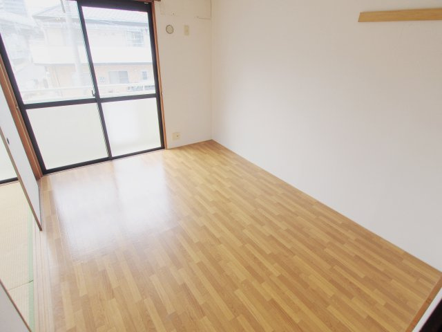 アーバン浅井 A棟の内装