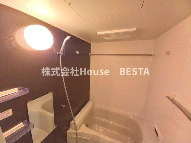 アークメゾン王子公園の浴室