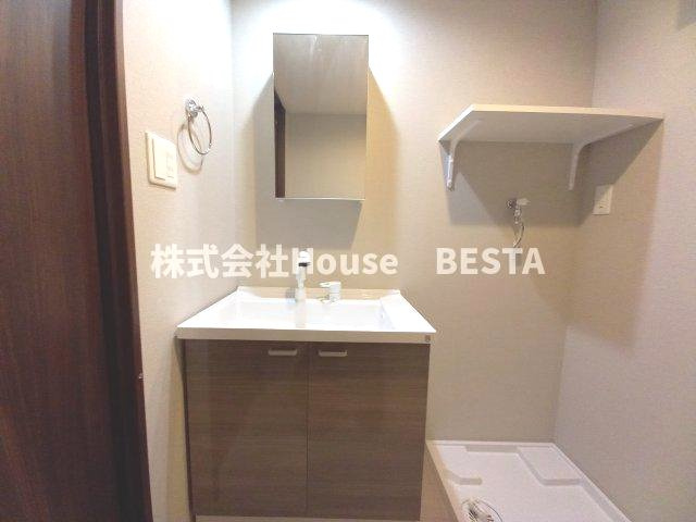 アークメゾン王子公園の独立洗面台