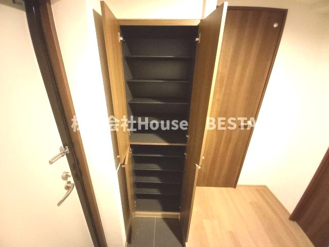 アークメゾン王子公園の収納