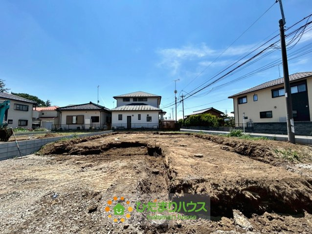 加須市三俣1丁目　新築一戸建て　01　リーブルガーデンの駐車場|2026/05/14　撮影