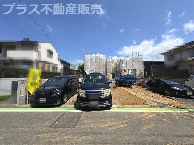 【外観】 | 福岡市東区若宮4丁目4期　3号棟（全4棟）【仲介手数料無料・0円】 | 現地写真。プラス不動産販売なら、現場の全ての棟をまとめてご見学頂けます。