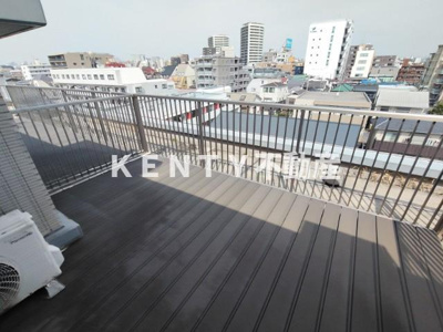 【バルコニー】 | グランシャリオ（大田区） | バルコニーからの眺めを楽しみながら食事をしませんか