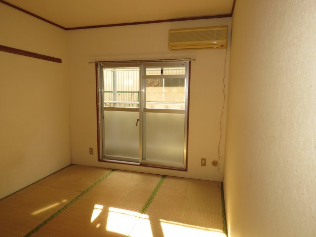 アーバンハイツ的場の和室
