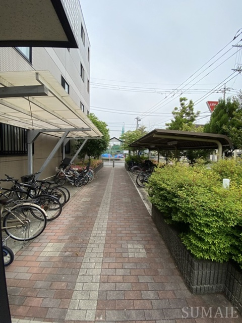 パークサイド篠崎の外観|陽当たり良好なしっかりとしたマンションです。