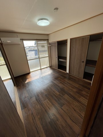 サニーハウスの居間・リビング