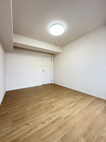 マンションニュー緑台B棟の洋室