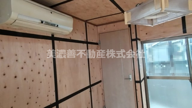 ６６５０４　岐阜市西荘事業用貸家のその他