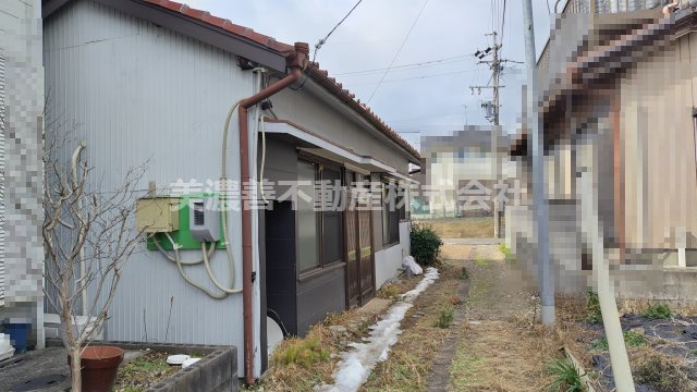 ６６５０４　岐阜市西荘事業用貸家の外観