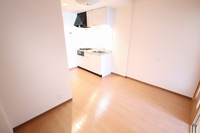 【居間・リビング】 | メゾンバイタルA棟