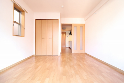 【洋室】 | メゾンバイタルA棟