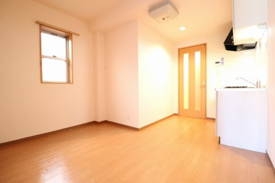 【居間・リビング】 | メゾンバイタルA棟