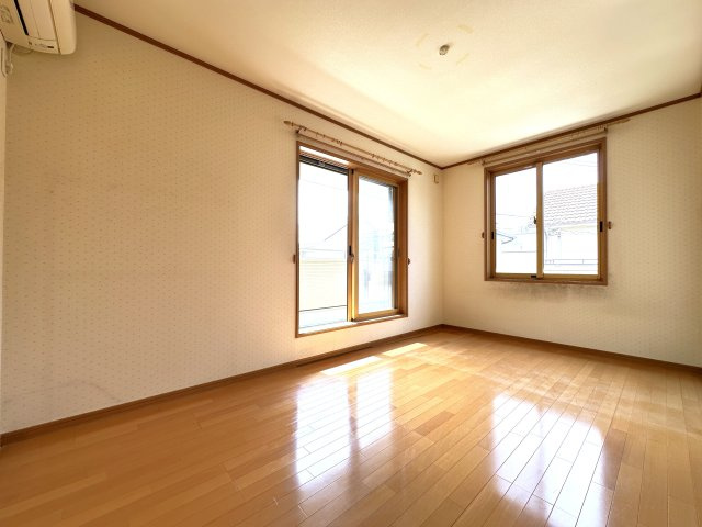 神戸市西区北別府４丁目戸建の洋室