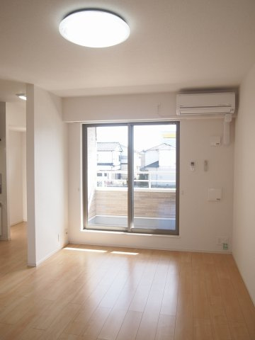 ラ・ルーチェ　オリエンテの居間・リビング