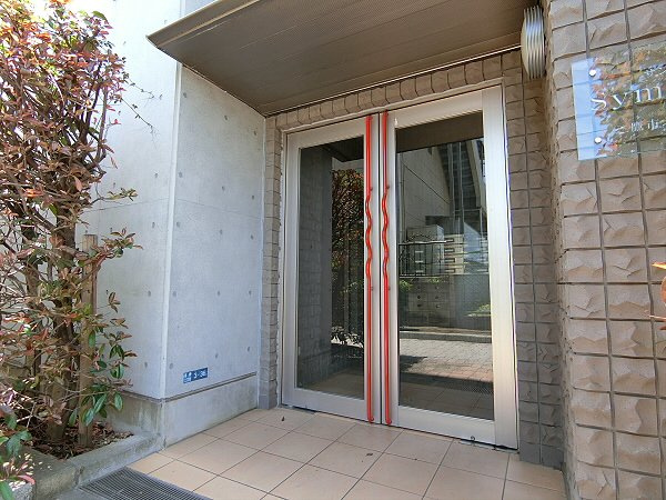 【エントランス】