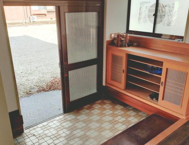 新潟市西区木山の玄関