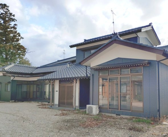 新潟市西区木山の外観