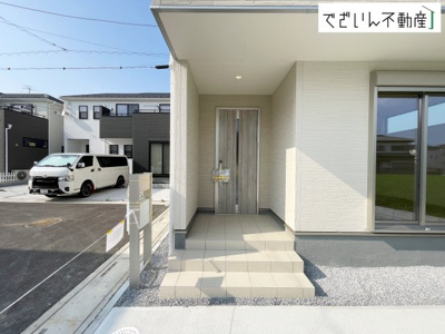 【玄関】 | Livele Garden.S鴻巣市松原3期　新築住宅 | ≪5号棟≫
現地(2026年7月撮影)