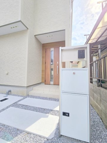 瑞穂町箱根ヶ崎　新築戸建全1棟の玄関