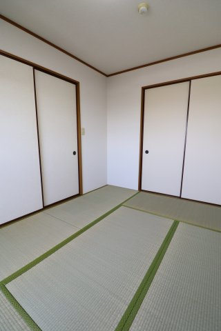 アーバンヒル広川の和室