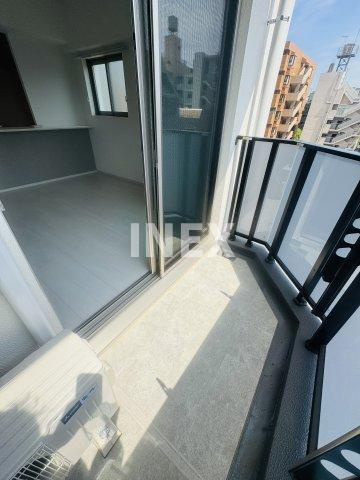 横浜市中区長者町５丁目の賃貸マンションのバルコニー