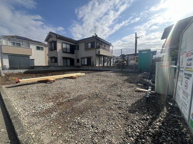 八王子市弐分方町１期全１棟の駐車場