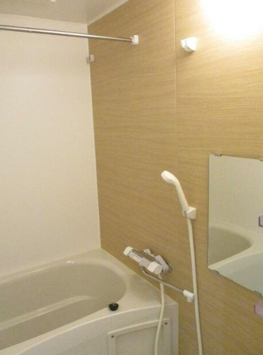 レーヴ京成高砂の浴室