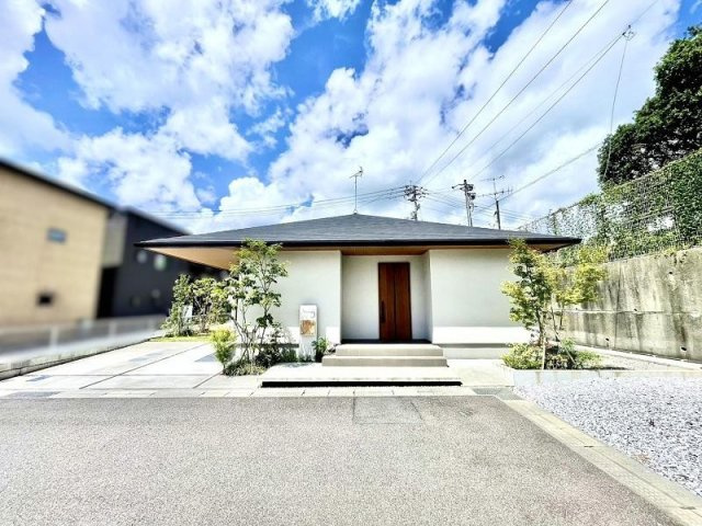 南国市左右山の中古一戸建