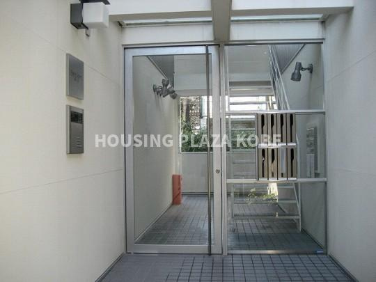 パークコート離宮前のセキュリティ