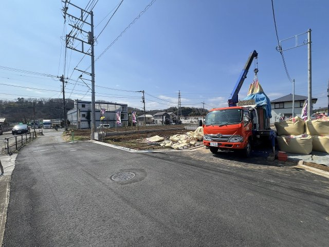 八王子市宮下第５ 4号棟の前面道路含む現地写真