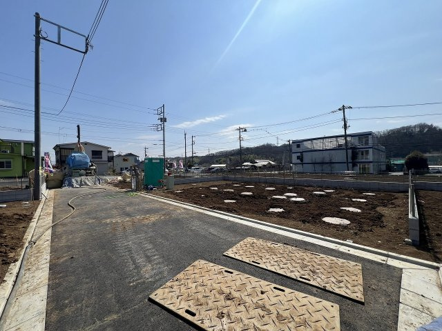 八王子市宮下第５ 4号棟の前面道路含む現地写真