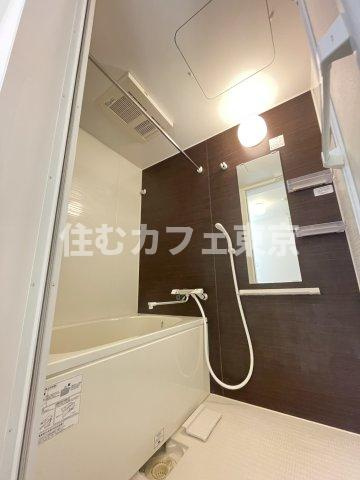 フォレストメゾン府中桜通りの浴室|浴室乾燥機のある浴室です※別部屋写真