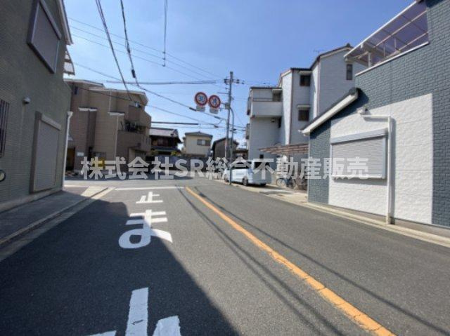 長田1丁目中古戸建の前面道路含む現地写真|前道7.3ｍと広く駐車しやすいです！